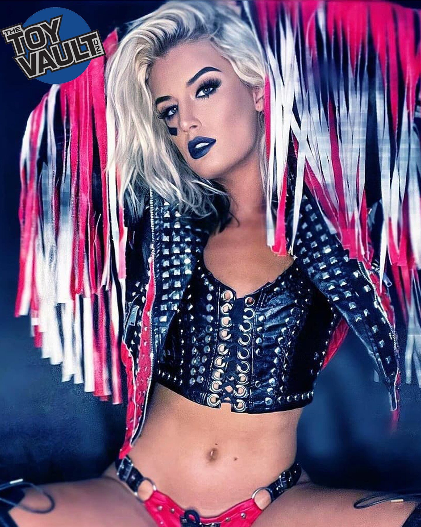 Are you coming out to see @tonistorm_ later this month on Saturday October 22nd?! We will have Toy Vault exclusive 8x10's for just $5 each available for Toni to sign! 

Autographs, Photo Ops, and VIP packages are ON SALE NOW and selling fast over at: