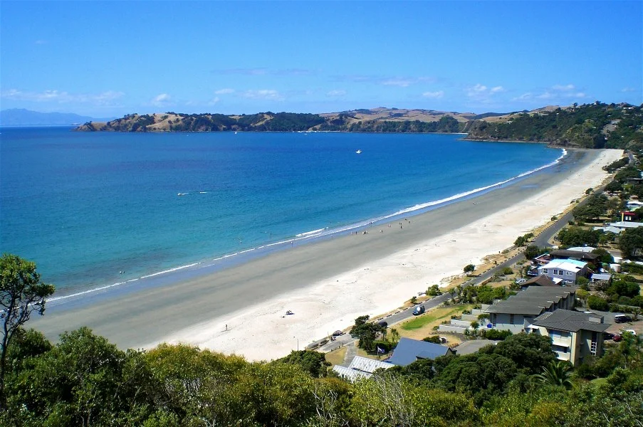 onetangi beach.jpg
