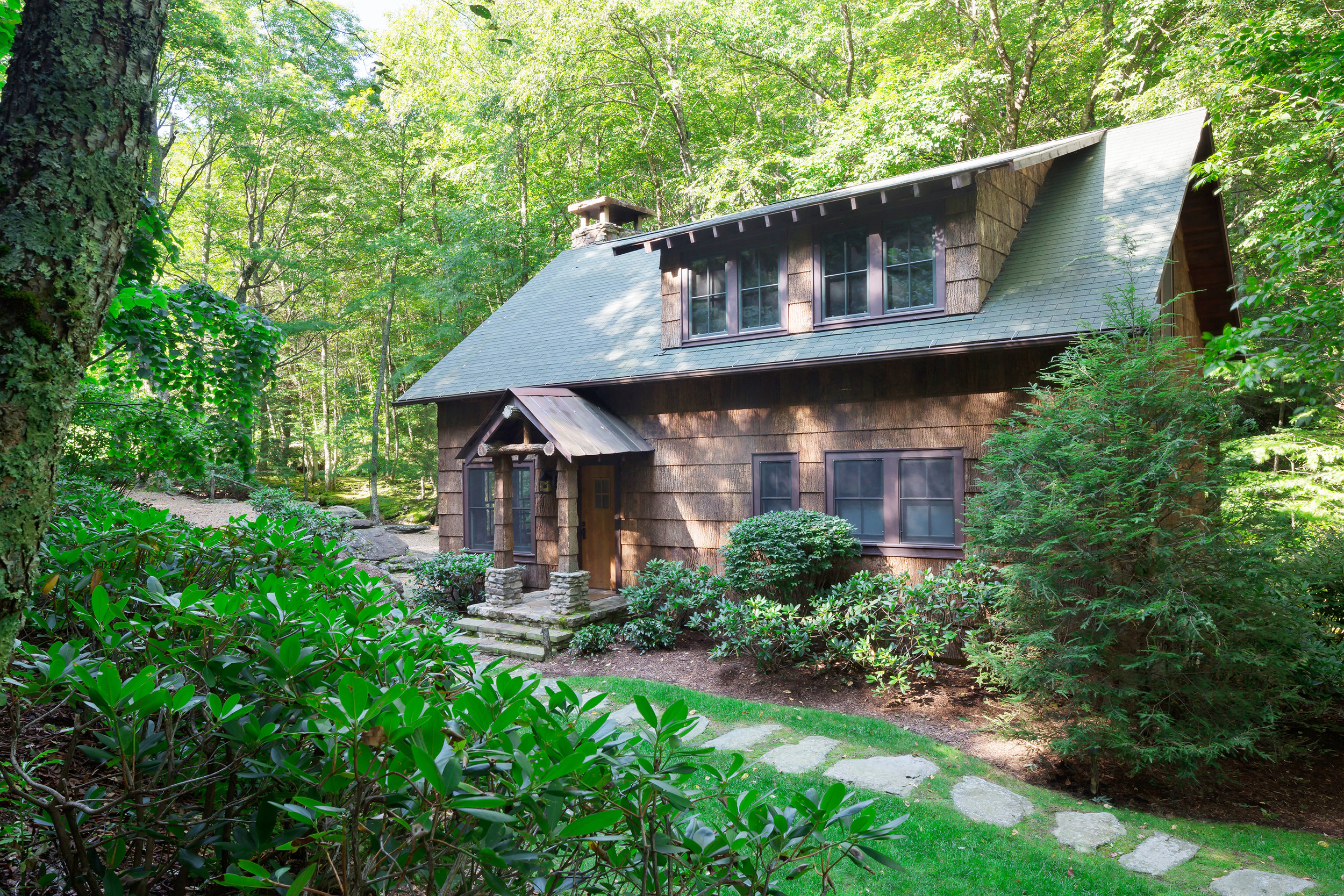 Appalachian Creek Cabin