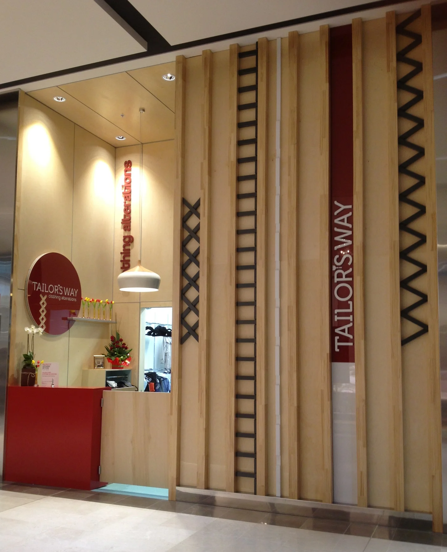 Tailor's Way Fountain Gate- image 2 - November 2012.JPG