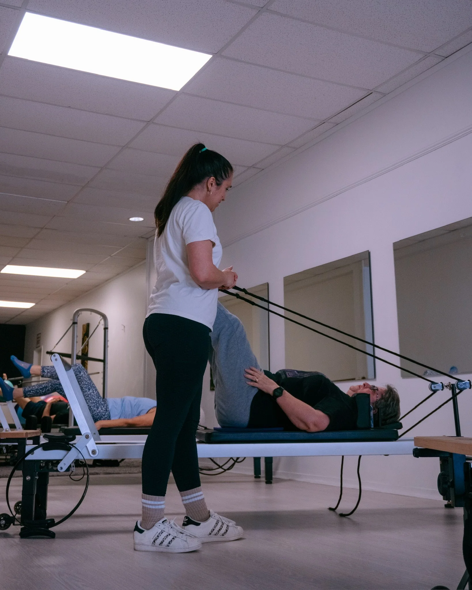 Reformer’s done.
Legs are jelly.
Heart’s full.
Perfect combo. 💛