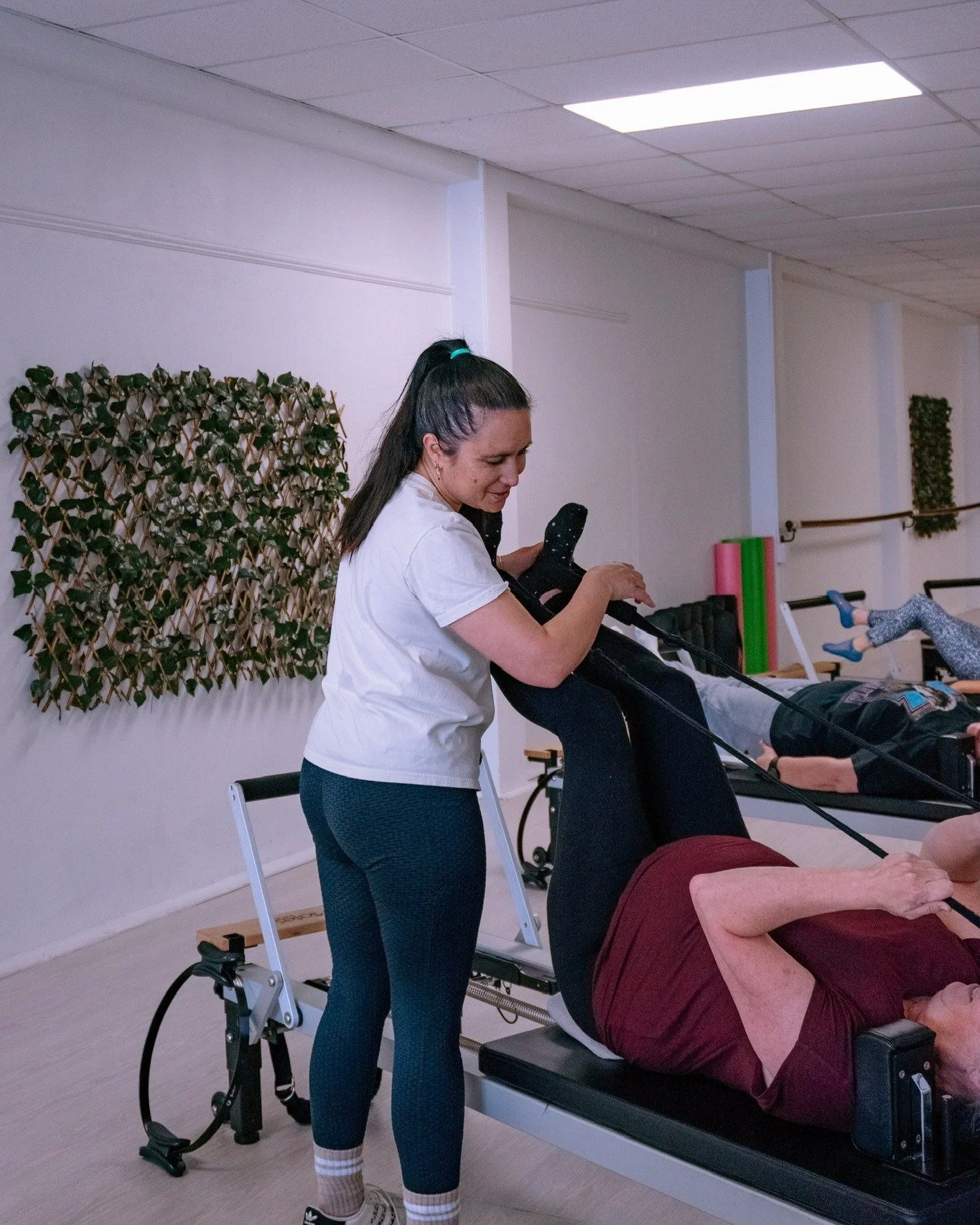 You don&rsquo;t just join a class...
You build a relationship with Naomi.
She knows your name, your posture, and exactly when you&rsquo;re faking the shake. 😉