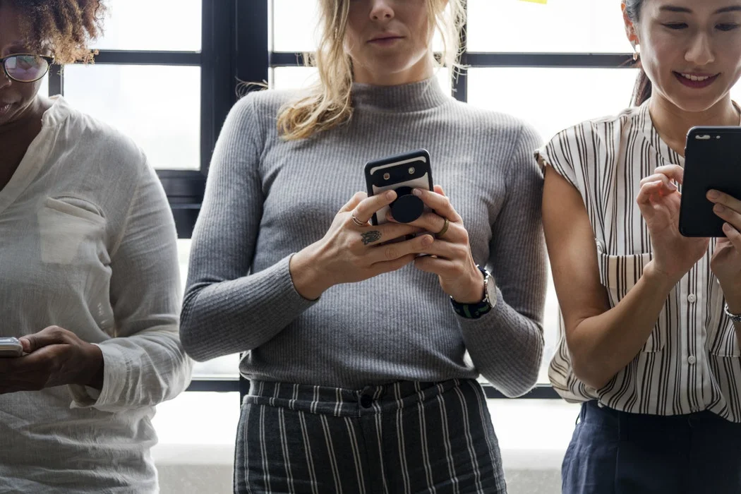 women-phone.jpeg