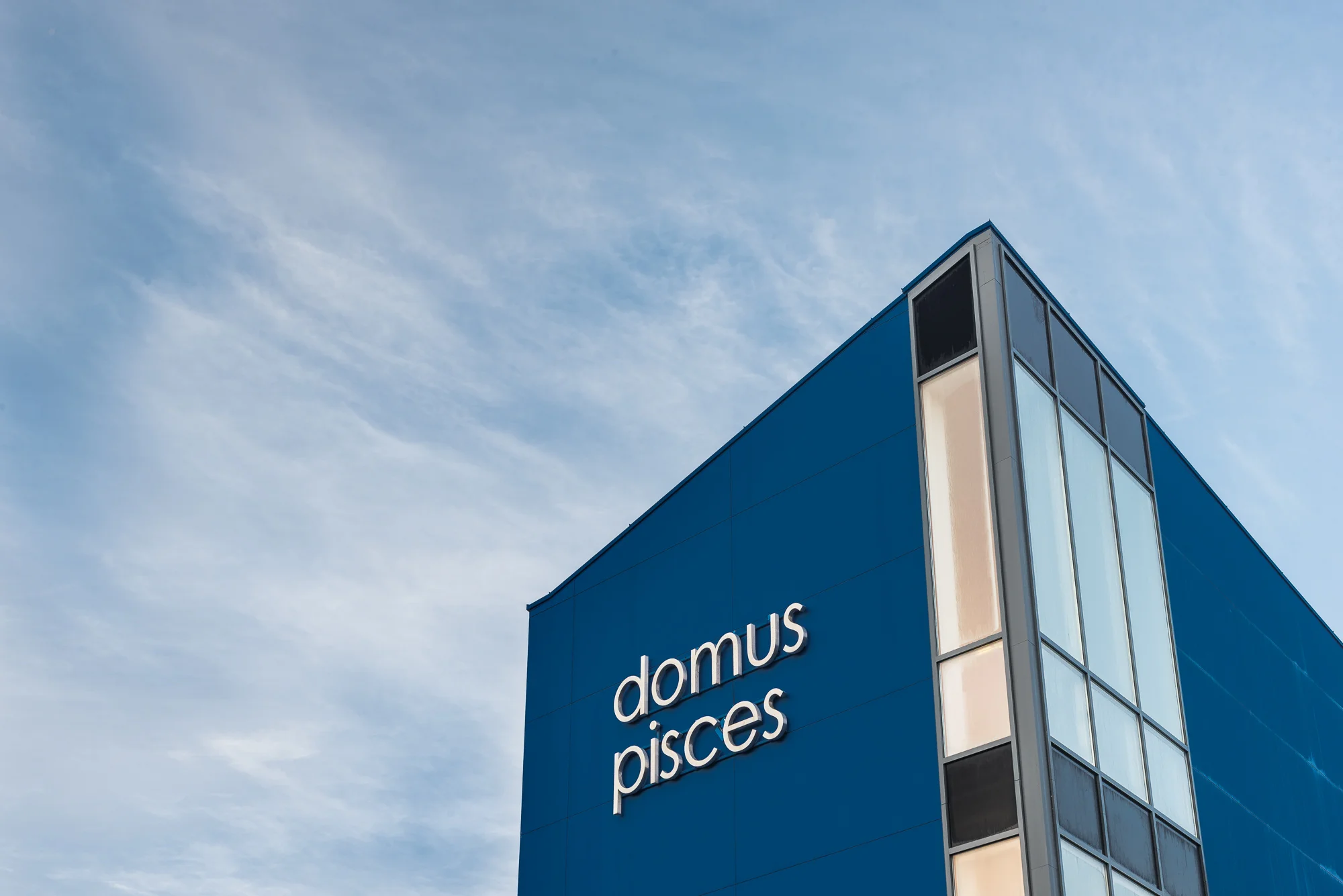 Domes Pisces / Salmon Center