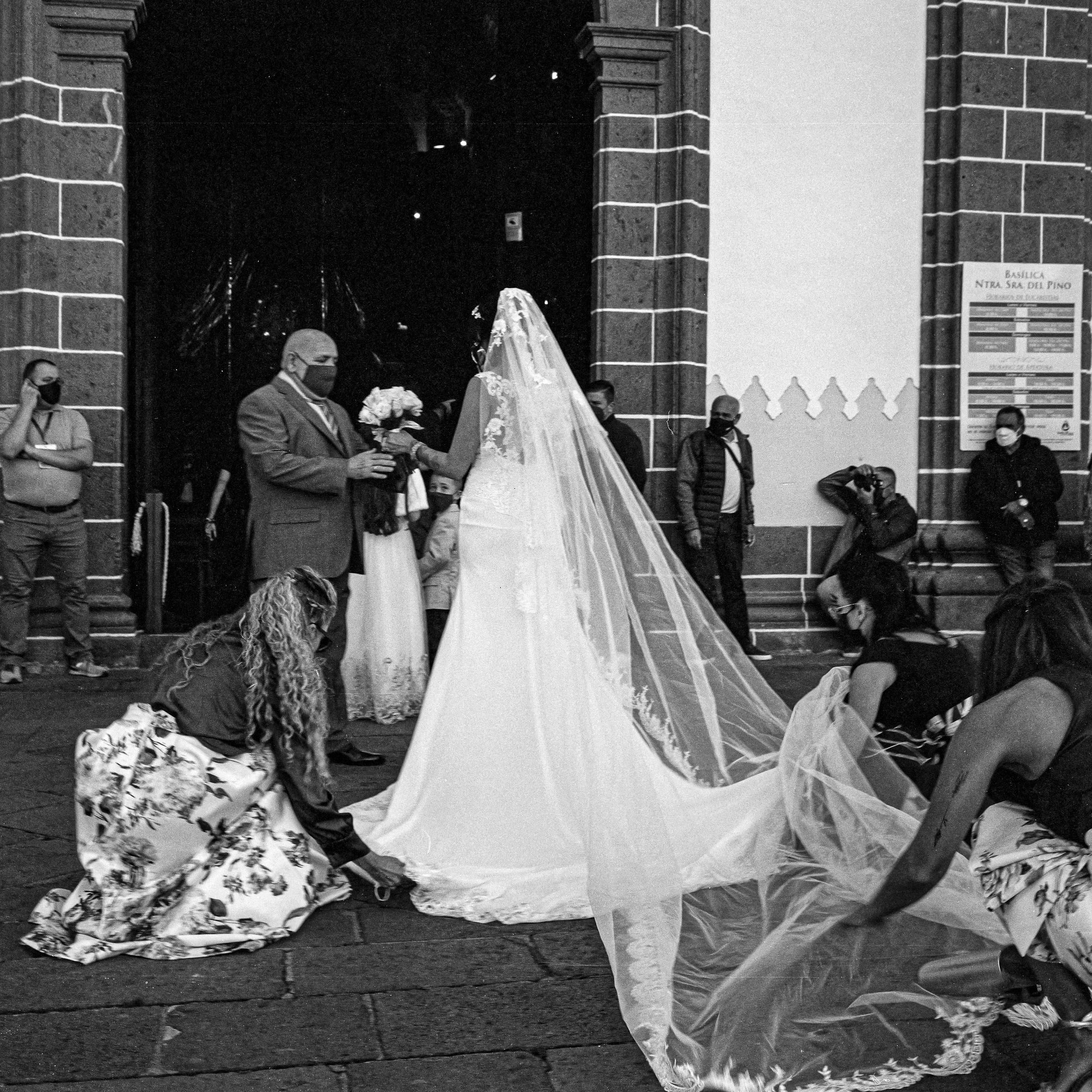 Wedding in Teror, Gran Canaria-5-0000876-R1-04-5-©Bjørn Joachimsen.jpg