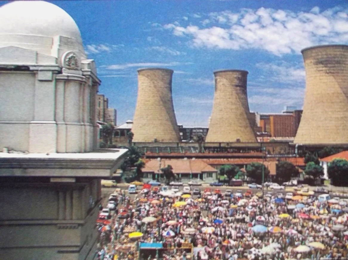 Newtown circa 1985, an active Saturday market with a view of the power station cooling towers which had yet been demolished. Pic from the internet.