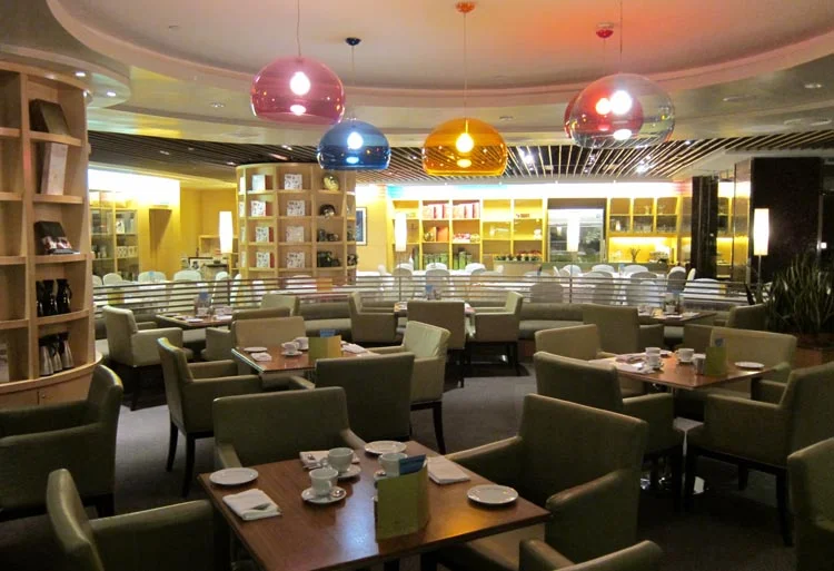 More breakfast buffet dining. No shortage of tables.