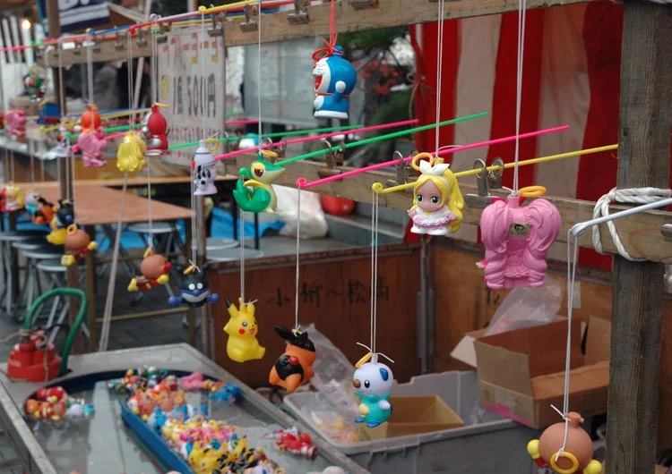 A fishing game for kids... except I didn't see a single kid while I was there.