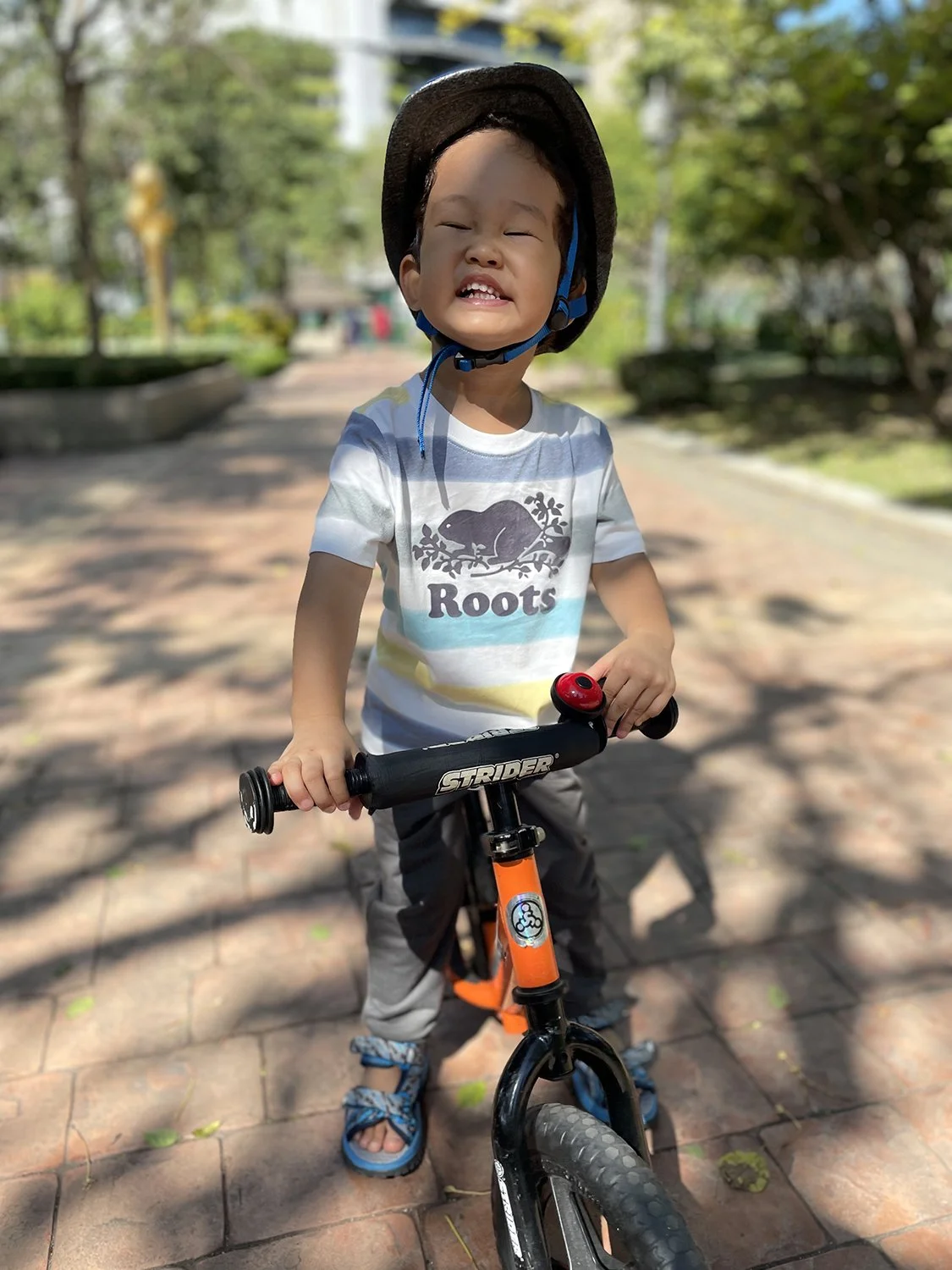 Lots of practice still needed on the biking front; but we're mastering the hamming-it-up.