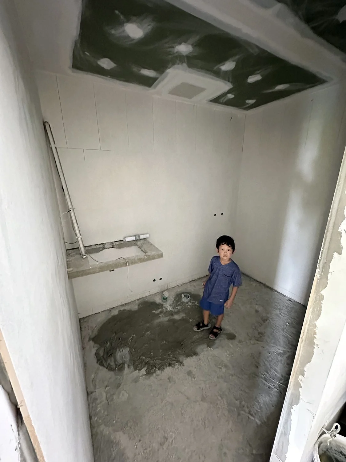 The new bathroom on the 3rd floor (the guest bathroom).