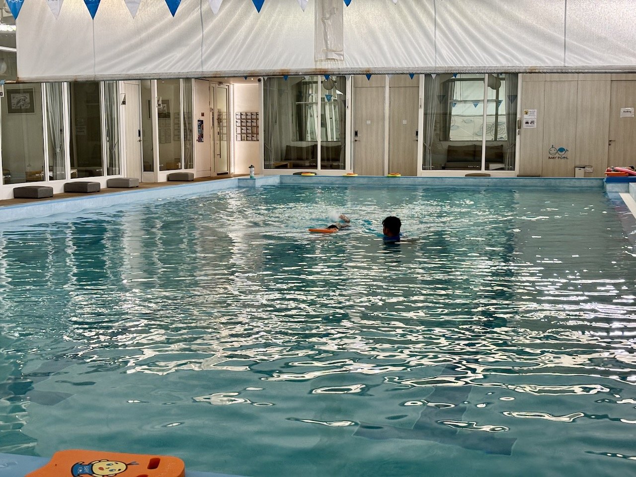 Meanwhile, Arlo had the whole pool to himself.
