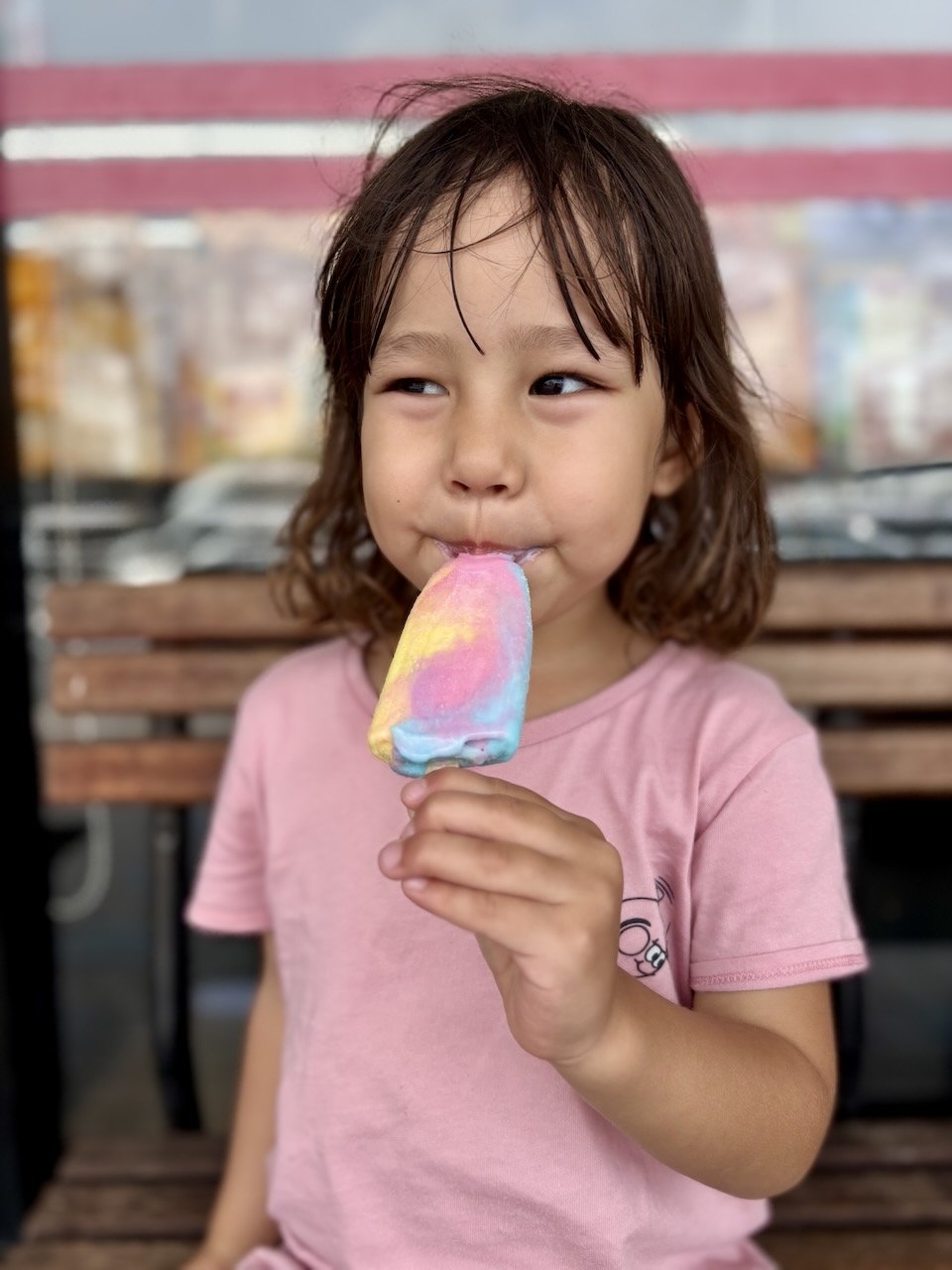(It was really Max Valu, but as far as Lucy's concerned, it's an ice cream store.)