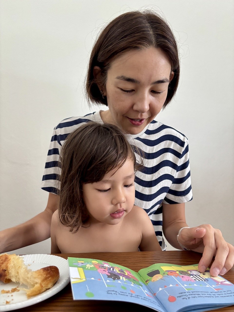 Sunday morning special: breakfast with Peppa.