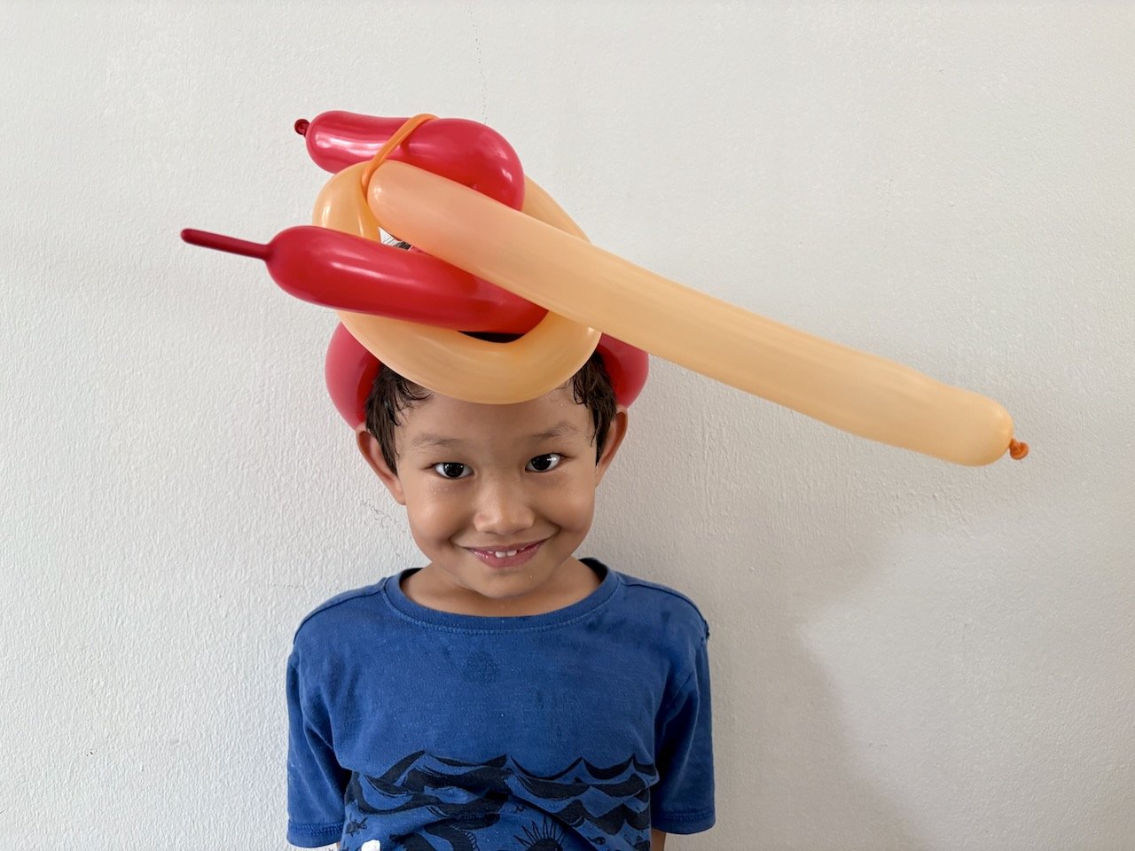 Inspired by Lucy's balloon bear, Arlo decides to make his own creation.
