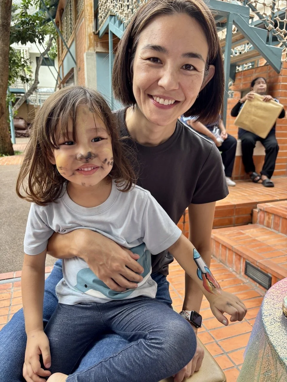 There was a (professional) face paint artist.