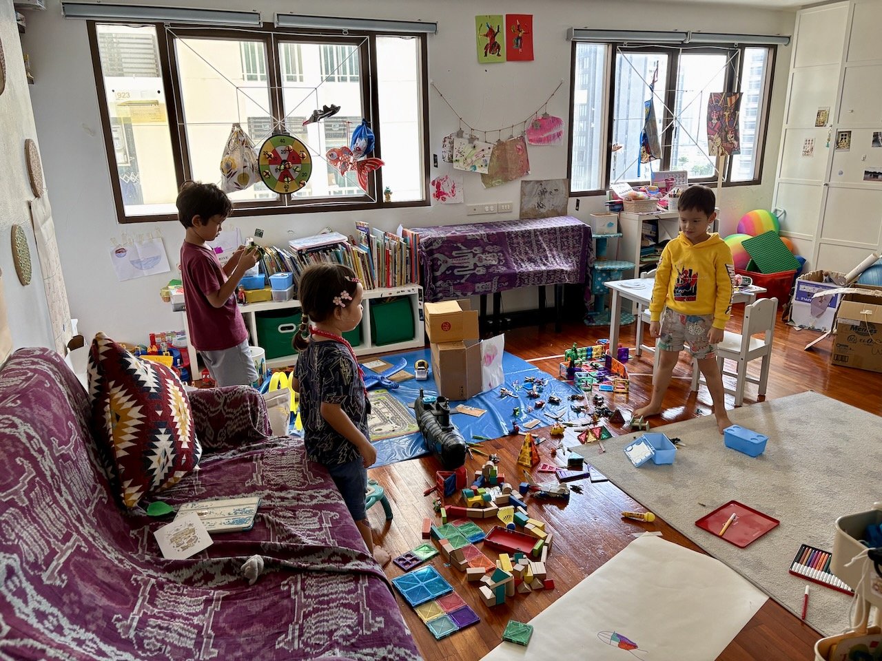 And then an afternoon playdate at Nimo's house. So many new toys!