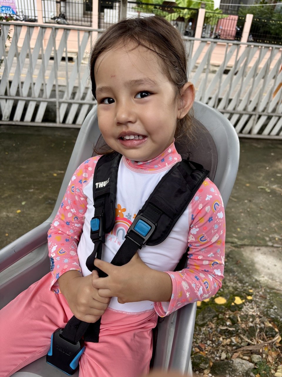 Meanwhile, this one had a make-up lesson of her own with Dad.