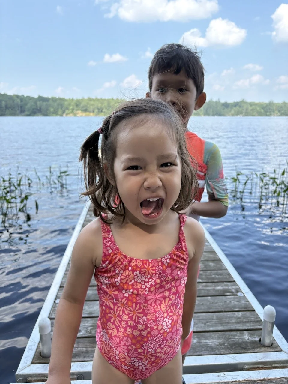 Ladies and gents, Lucy has learned how to photobomb.