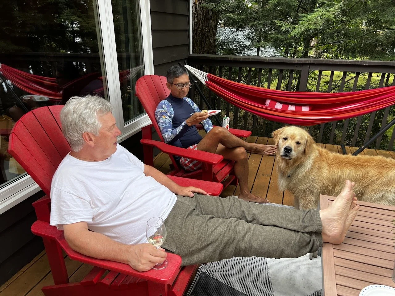 Mackie's enjoying lunch, too.