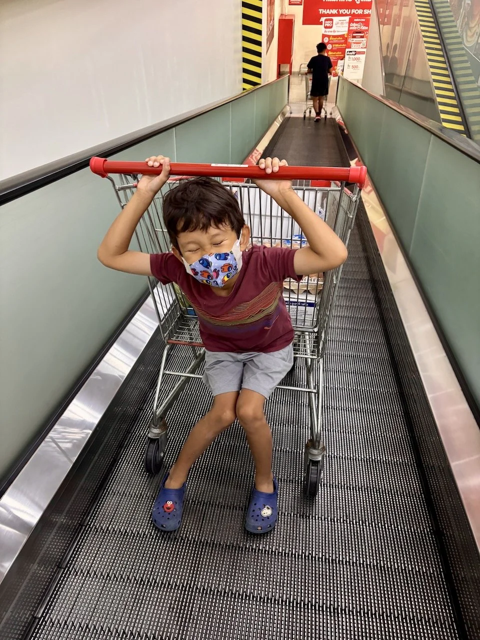 Quick stop at Makro...