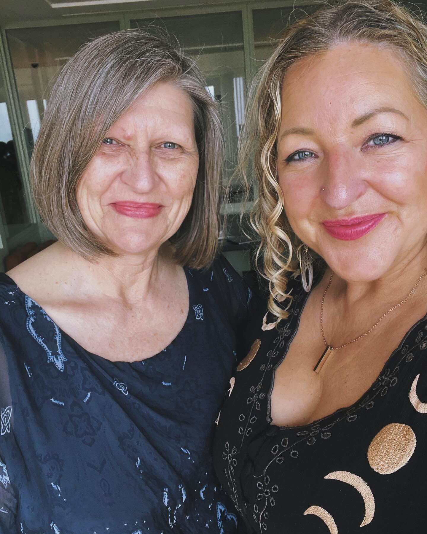 When was the last time you carved out a whole day to focus on you, your big bold vision, visibility and business growth?

Yesterday I hosted the most amazing VIP day with my client Sally creating her next level leadership and visibility in a stunning