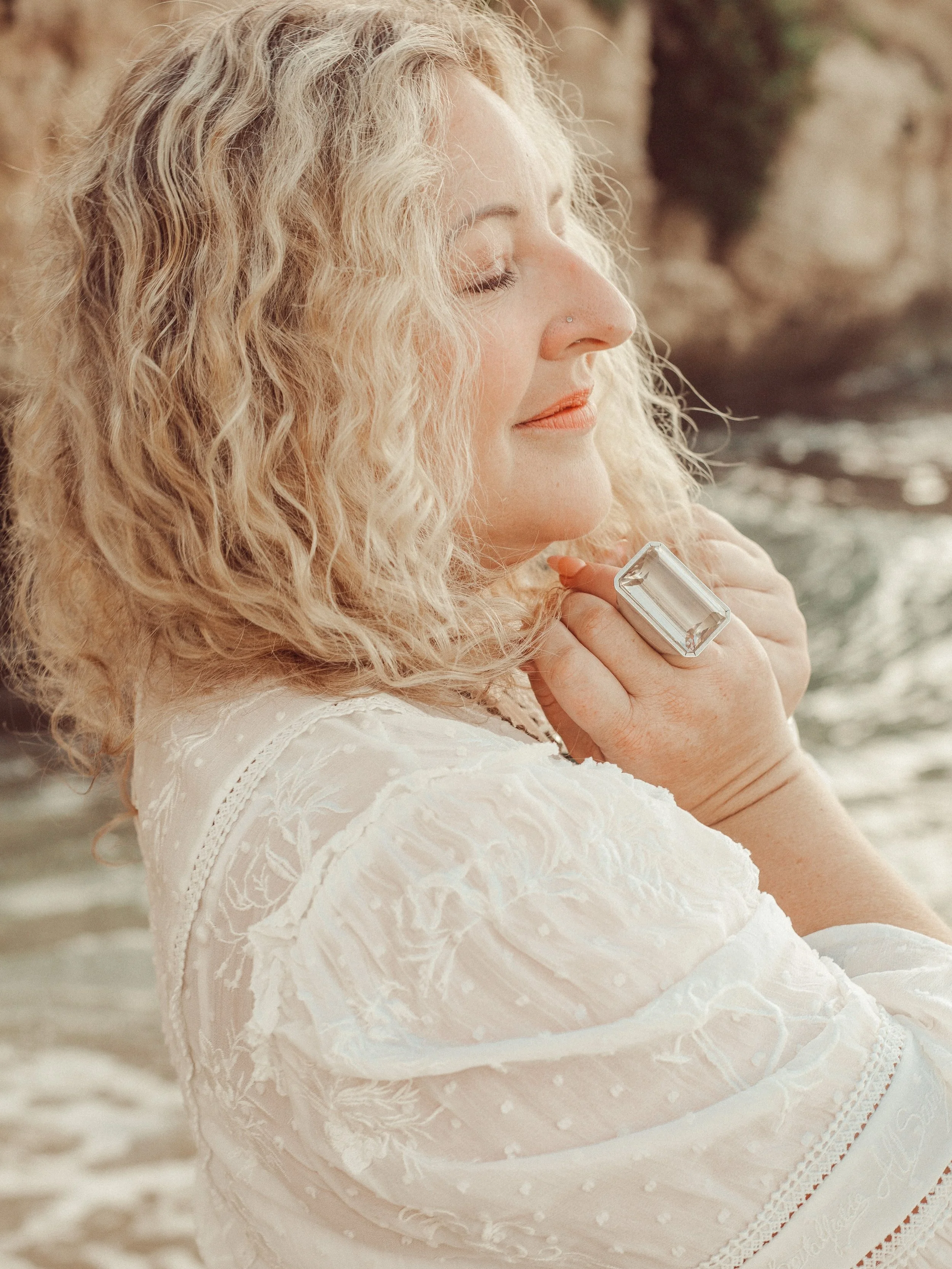 You&rsquo;ve already built the successful business. Now you&rsquo;re ready to step forward as the woman people associate with it.

To become known for your ideas, your expertise and your perspective. 

To walk into bigger rooms with presence. 

To ta