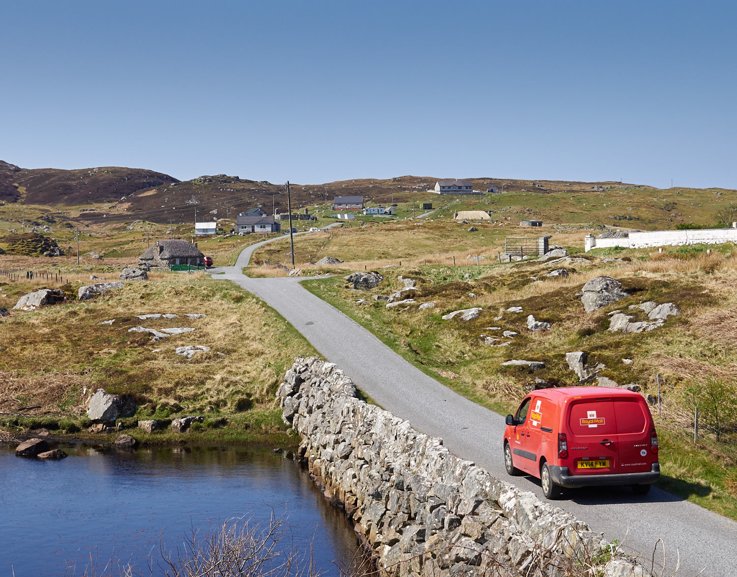 The road, South Lochboisdale ©Mark Farrington