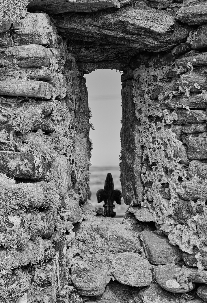 Tobha Mhor chapel1400x1050 sRGB.jpg