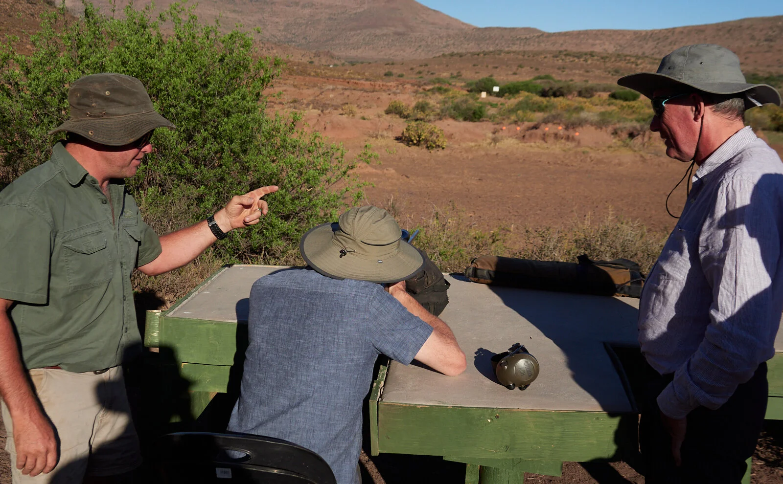 Shooting lessons 2 1600x1200 sRGB.jpg