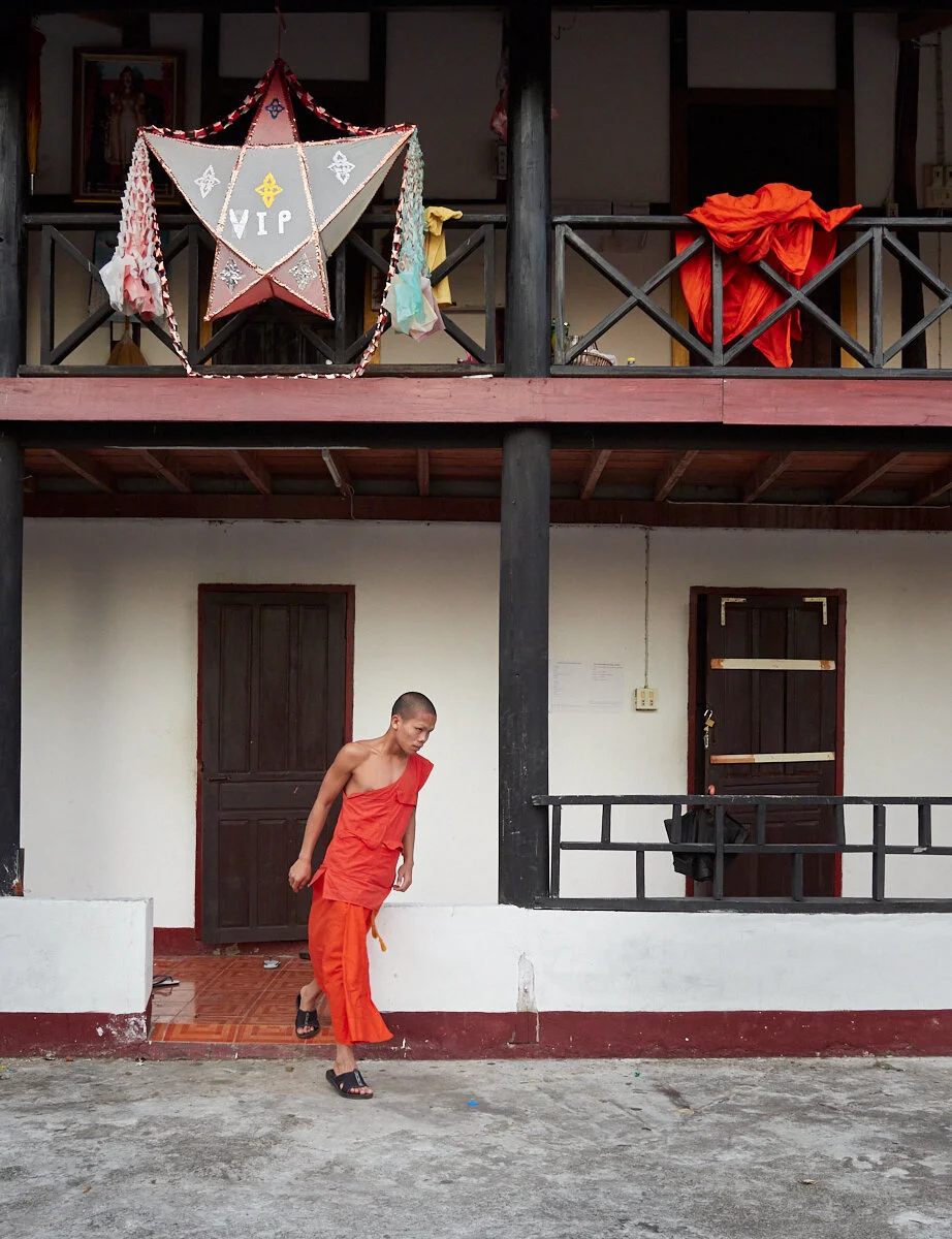 Wat Ho Siang, Luang Prabang: I haven’t been able to confirm the meaning of the ‘VIP’ on the star shaped Buddhist paper lantern.