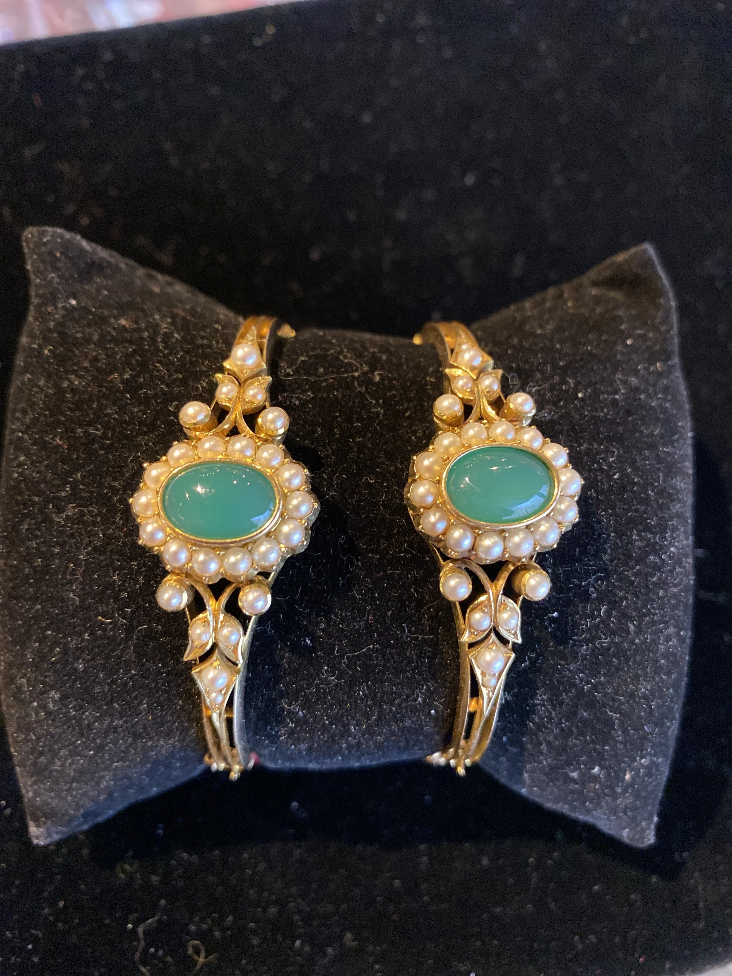 F98A361C-CD0A-4B83-AD52-CEDBA3AB7560