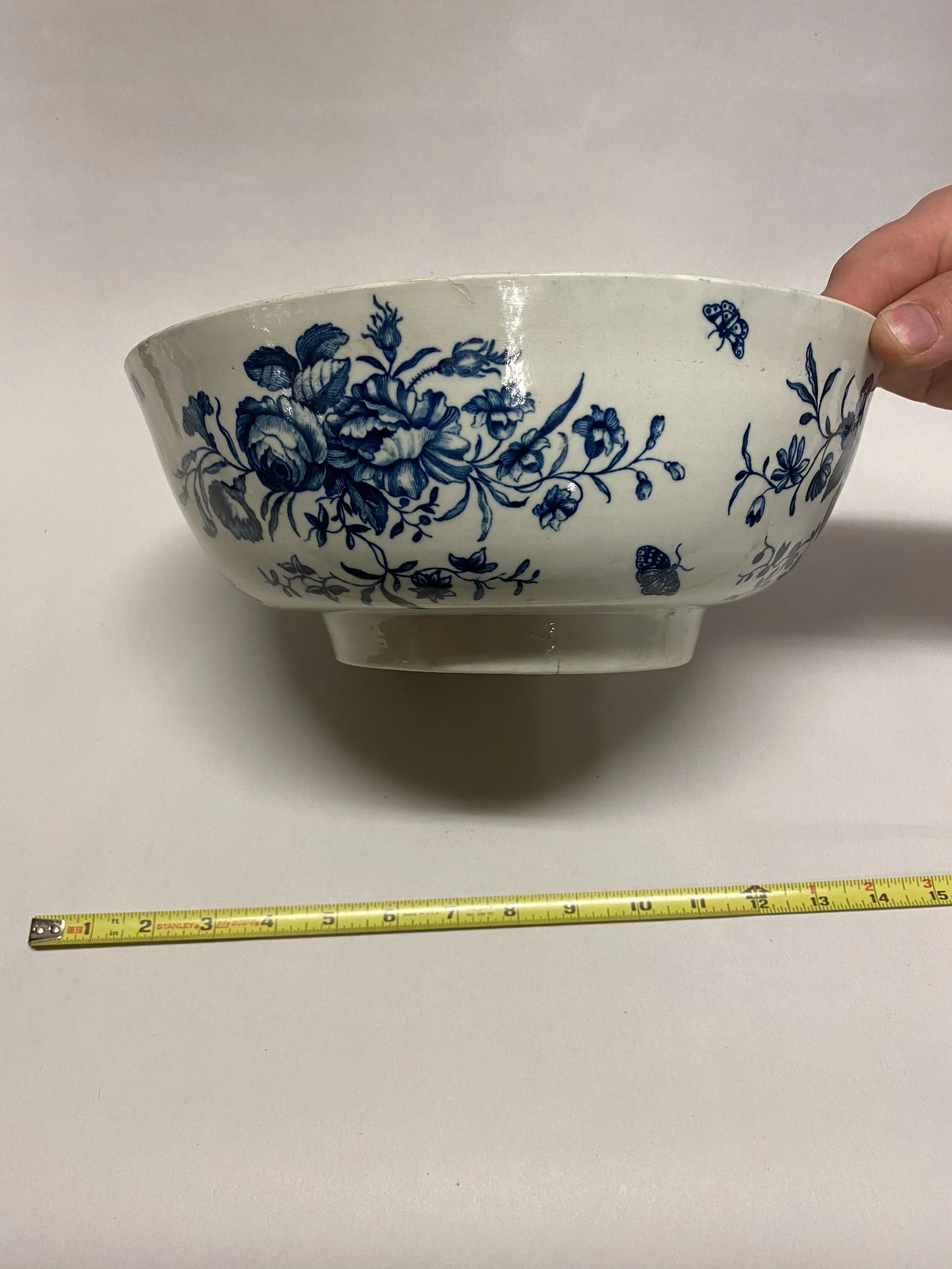 2354C438-816D-4F1C-96D6-54E7E26AF846