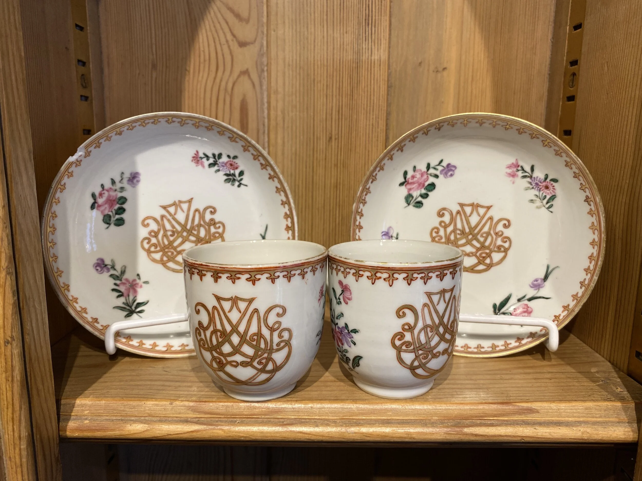 95E90DF7-88B2-4EB4-A053-EECFFA7023BE