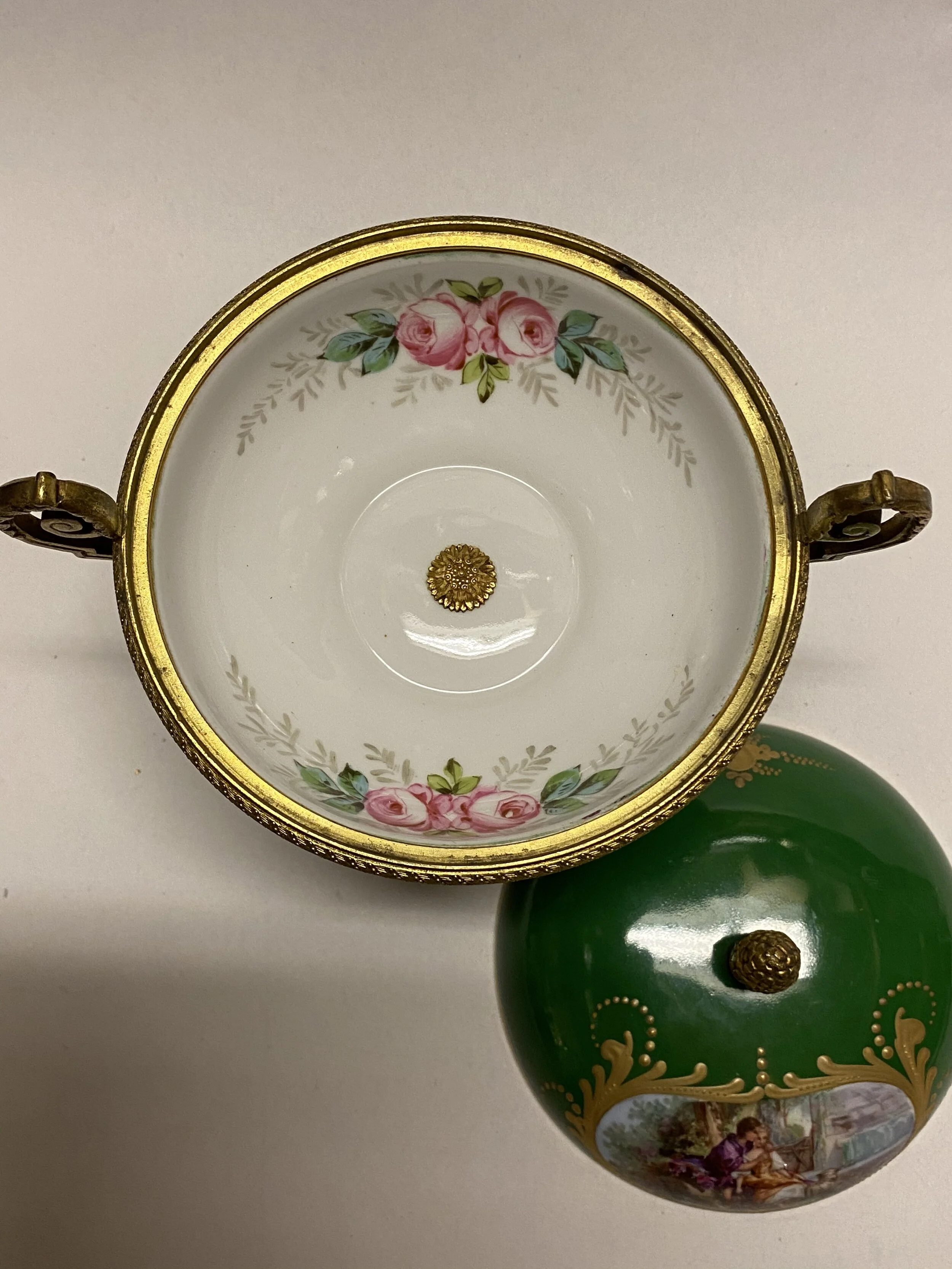 0136650D-4FEA-4472-8668-6C179961396E