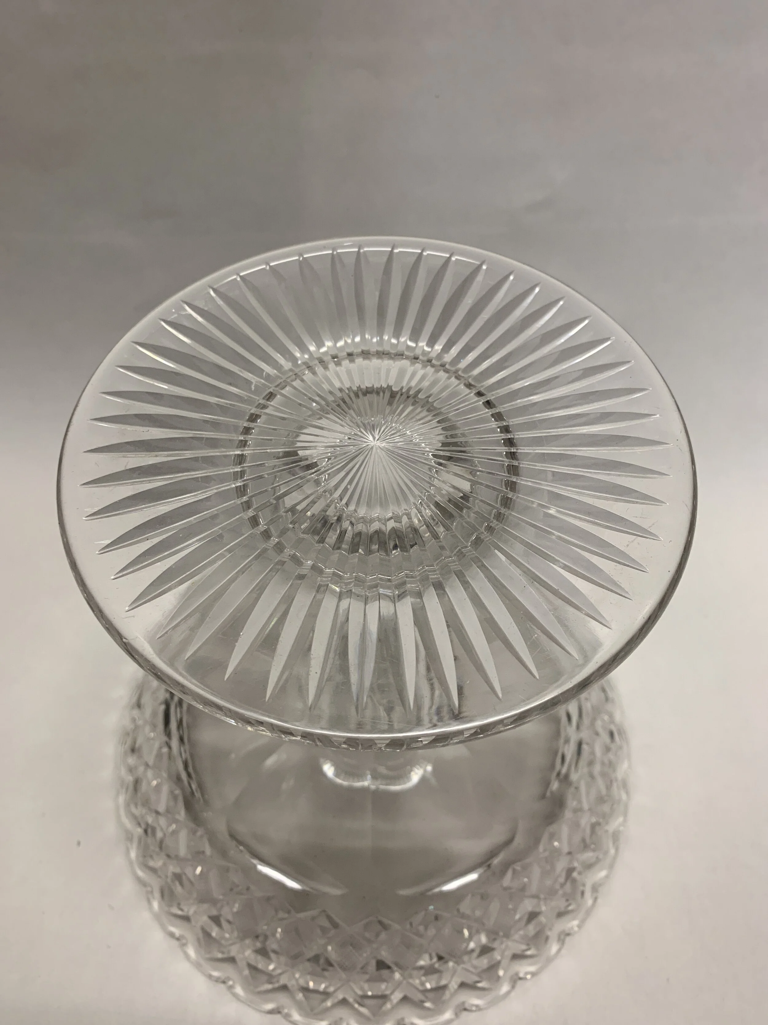 80D81B09-4A02-490D-900B-BFFA00FCD0A6