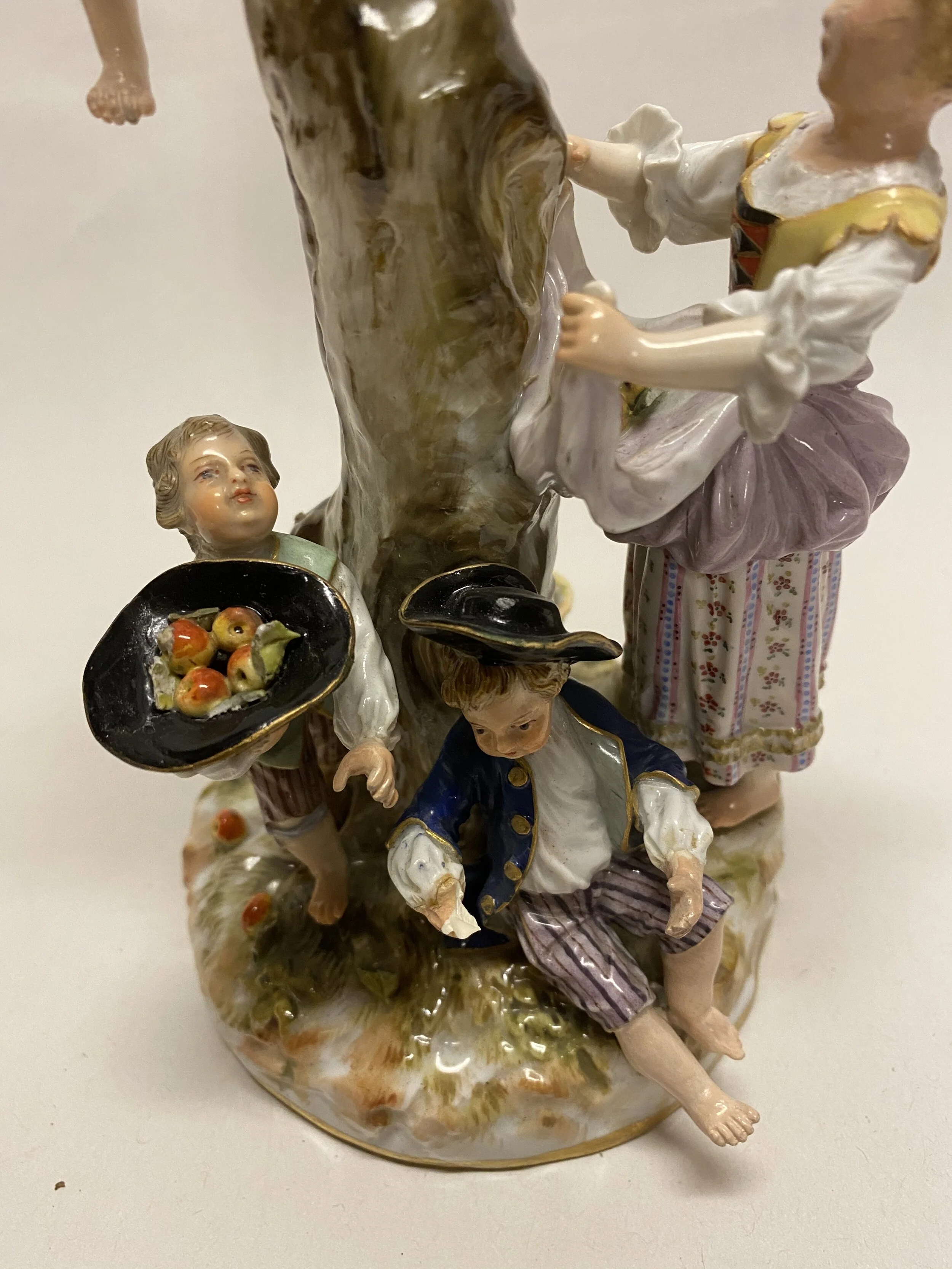 818F3D03-F0F4-4CFC-982A-20C1908035A0