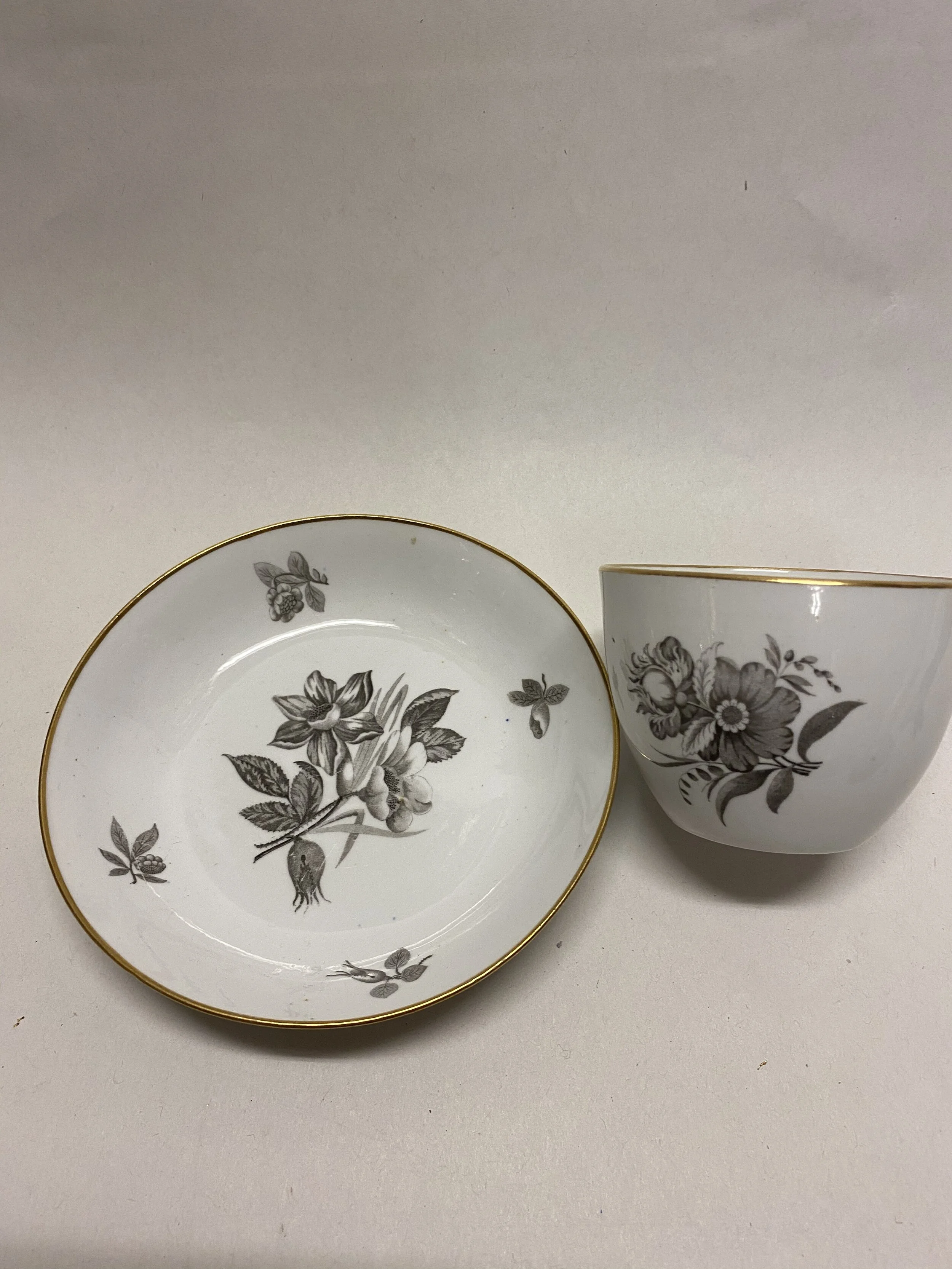 CC87D348-70B0-472F-BD7B-5C9135F0C7DC