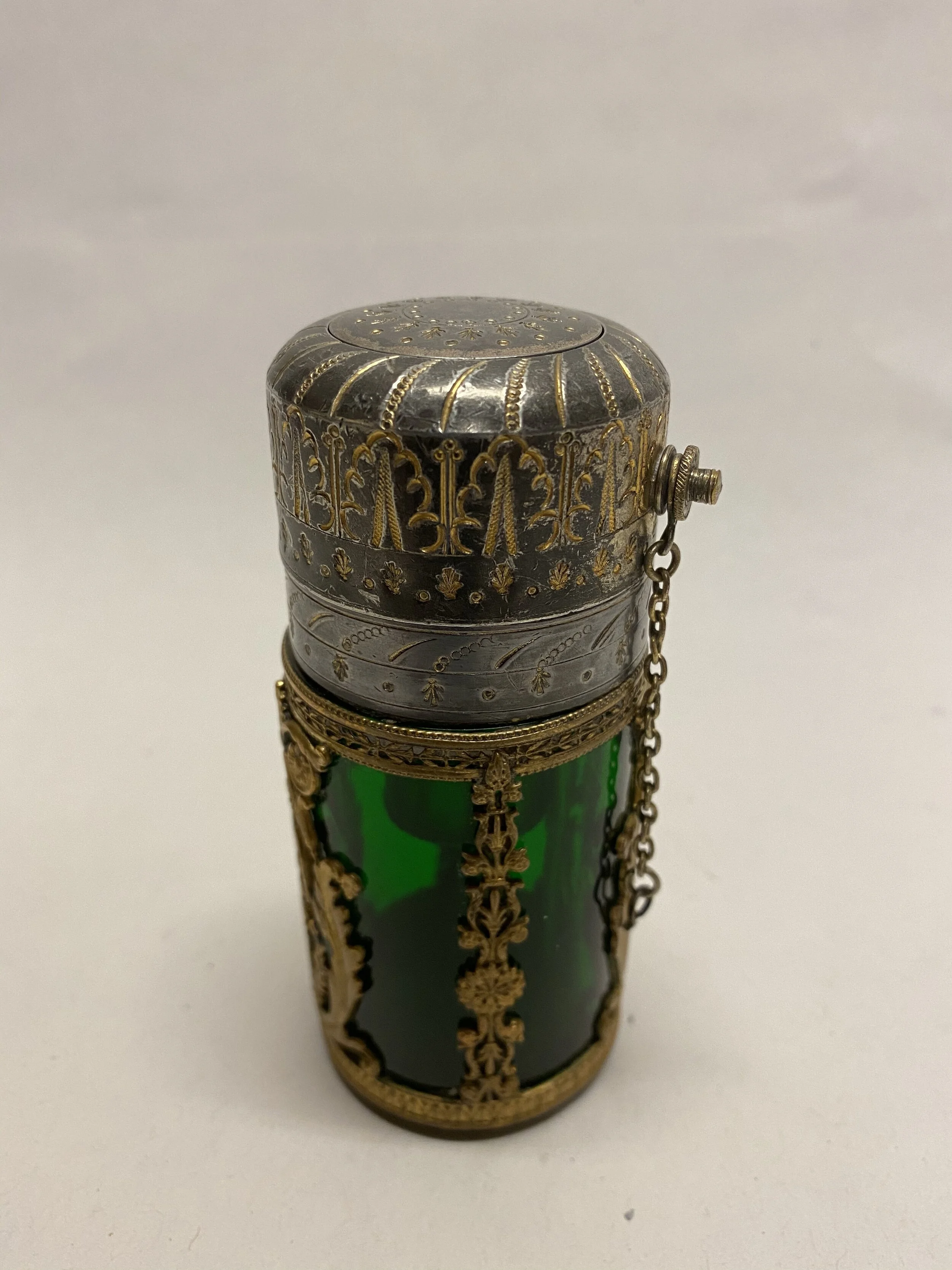 5D4C16AB-12F8-4BC5-B78B-02ACCFA3548F