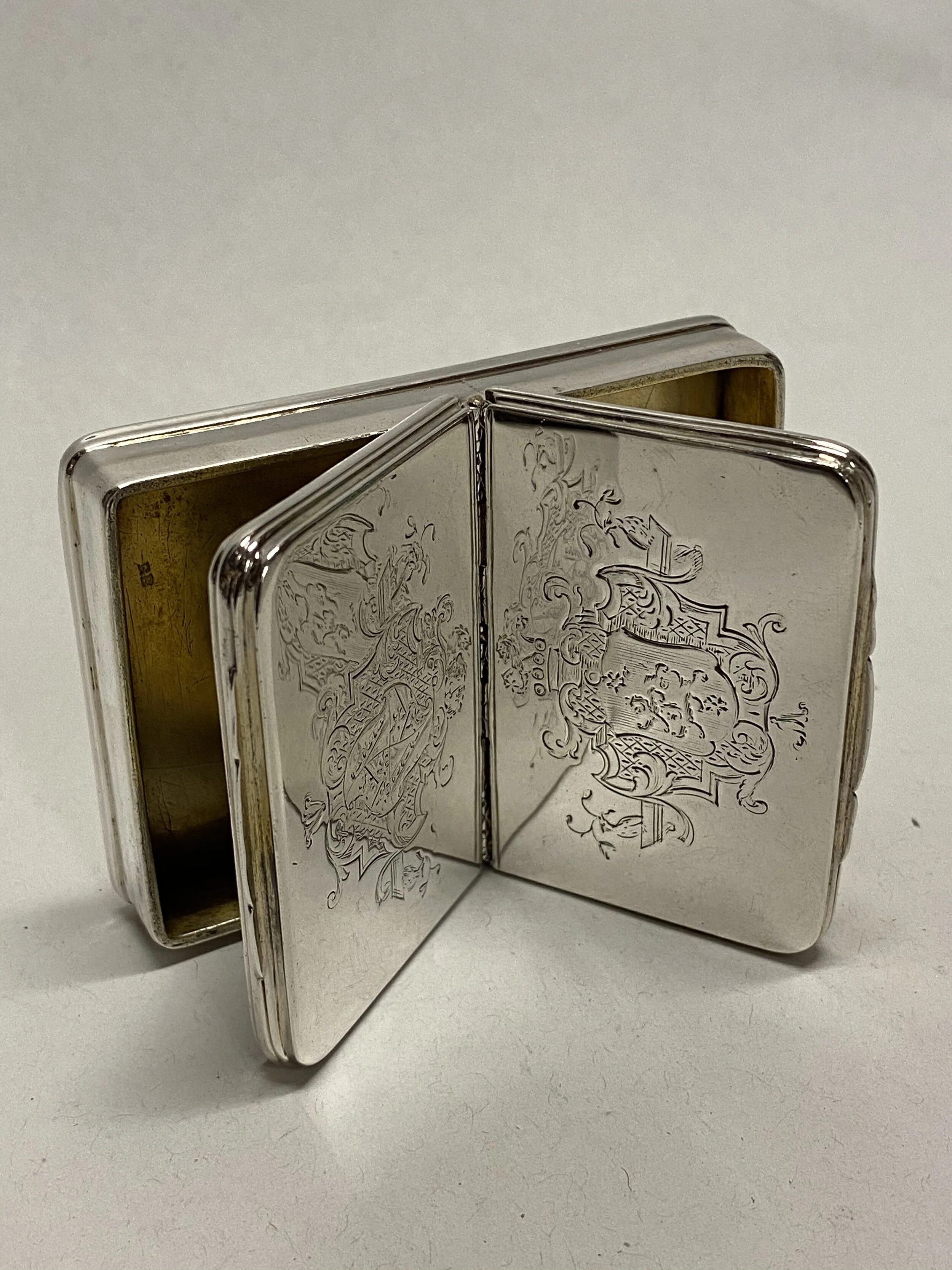 9319CB12-5B07-4F2B-AA78-9DA032E41BFE