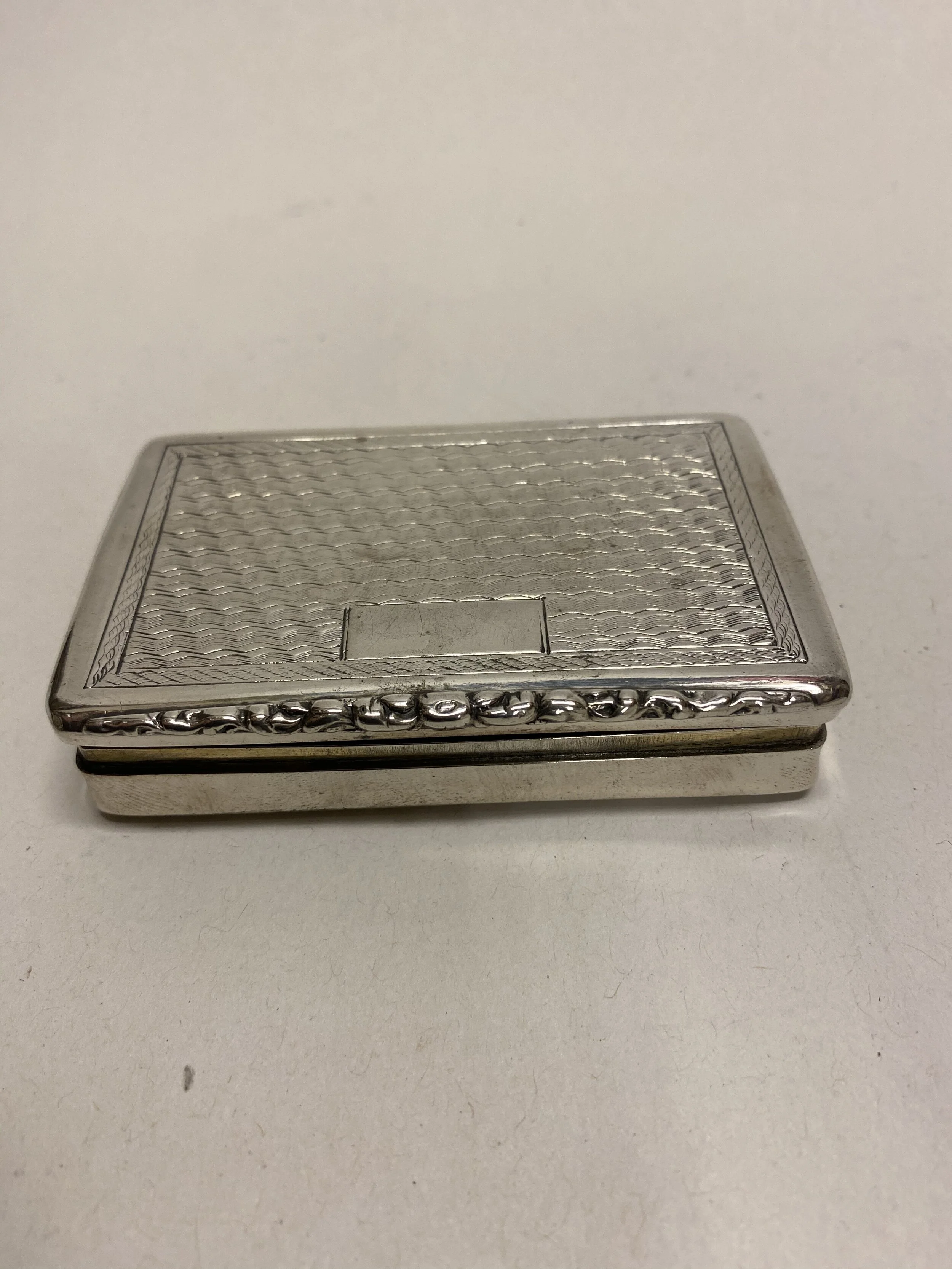 3A4AEC17-5F7A-4D66-A0E1-E8D4375F3708