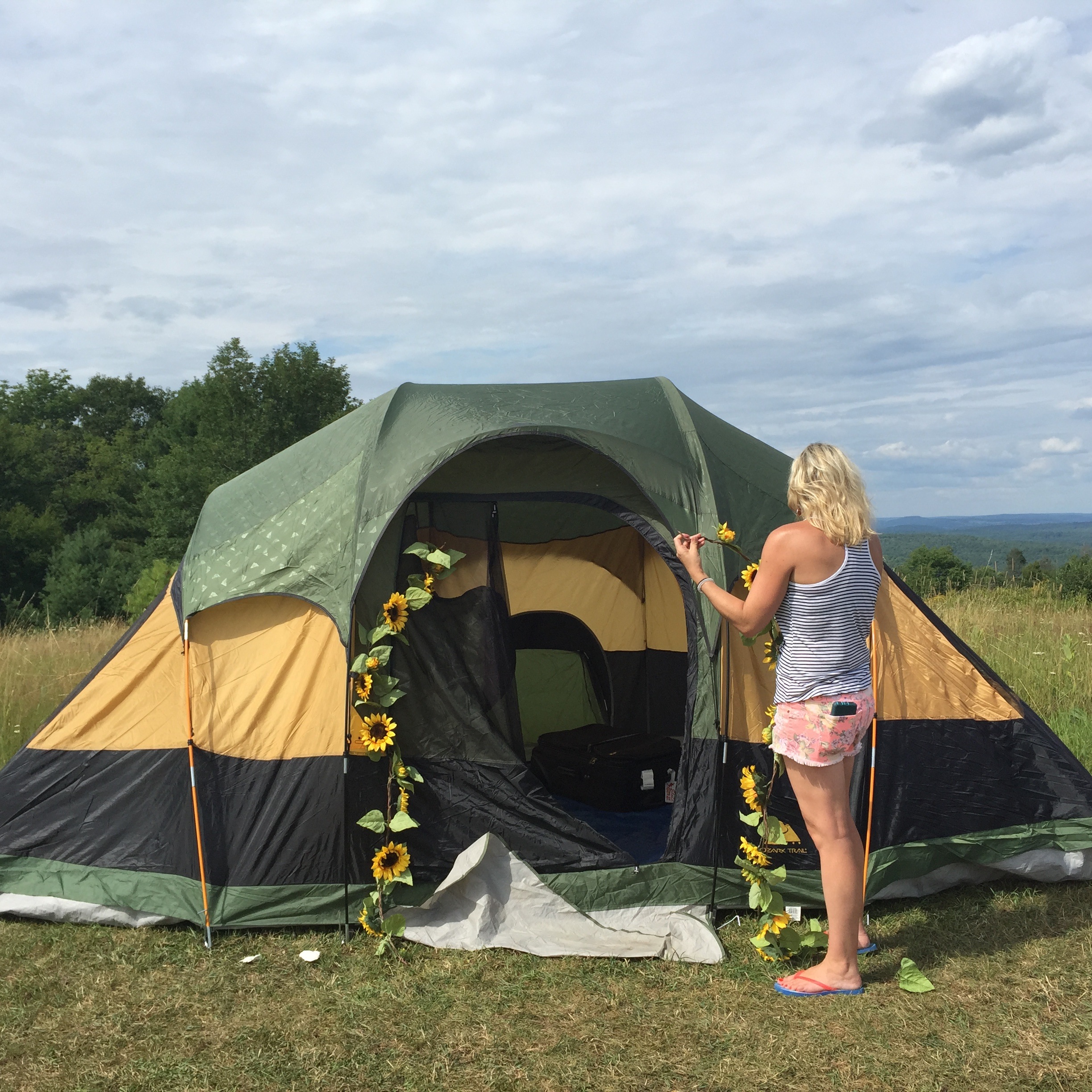 MILANVILLE Camping, 2015, digital photo