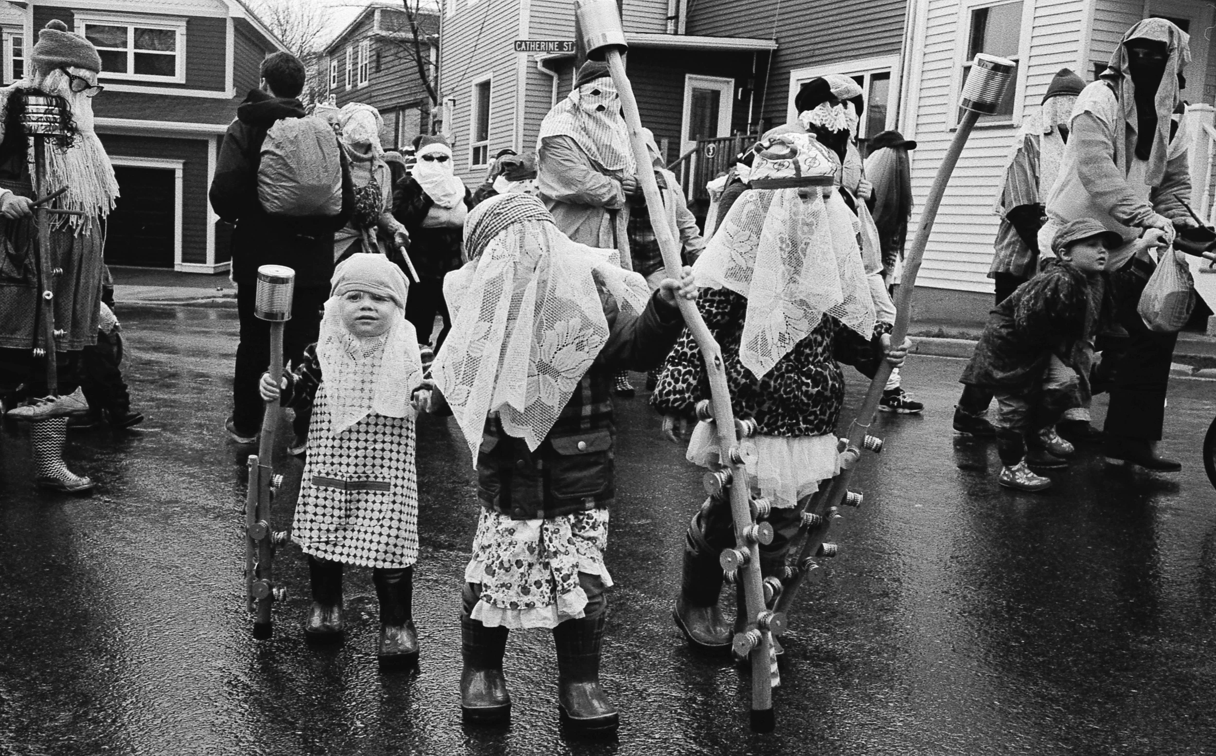 1412-mummers007.jpg