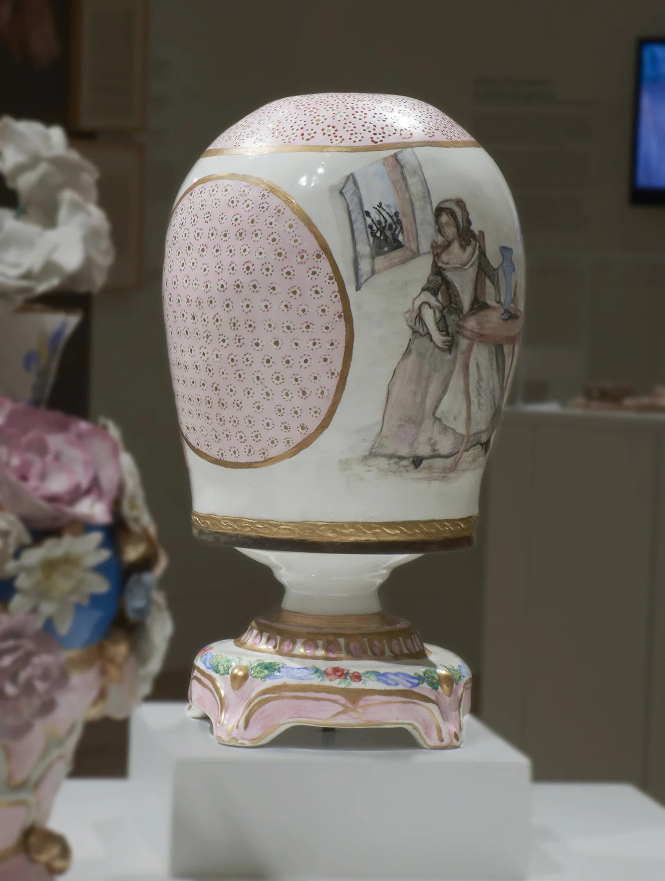 wig stand 2.jpg