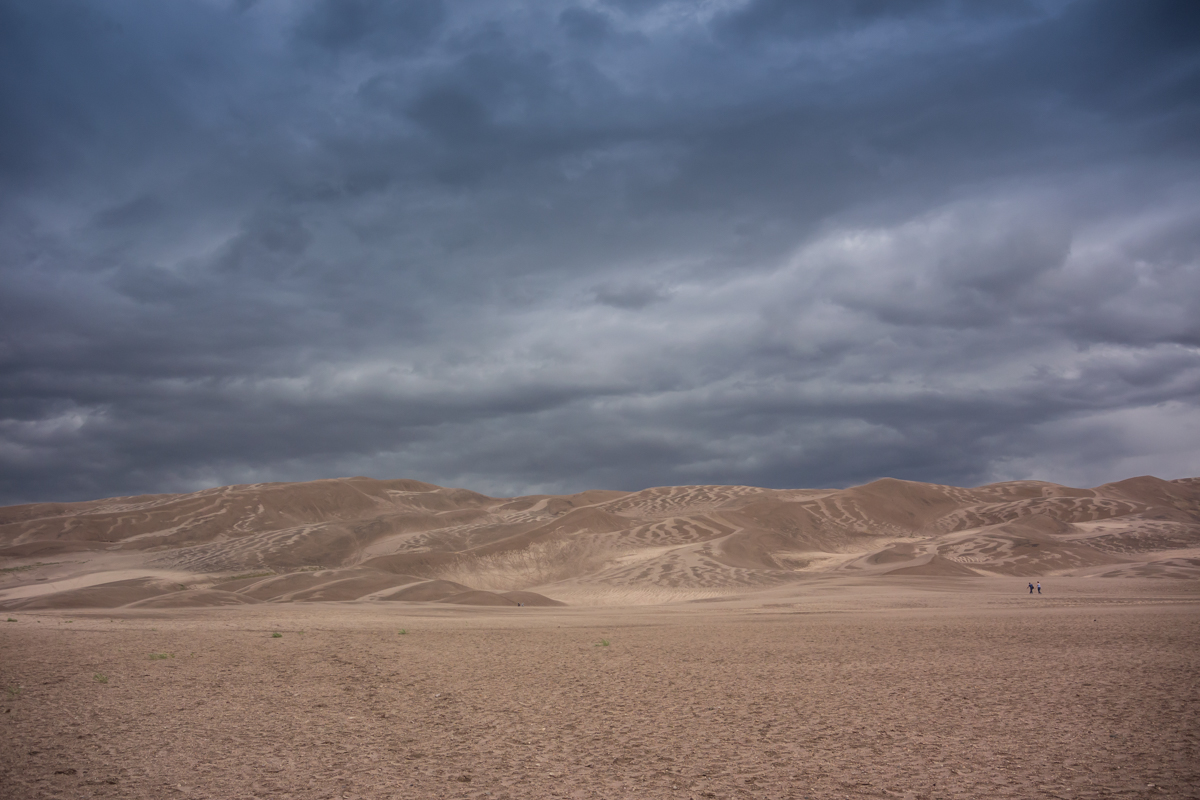Approach to Sand dunes National Park