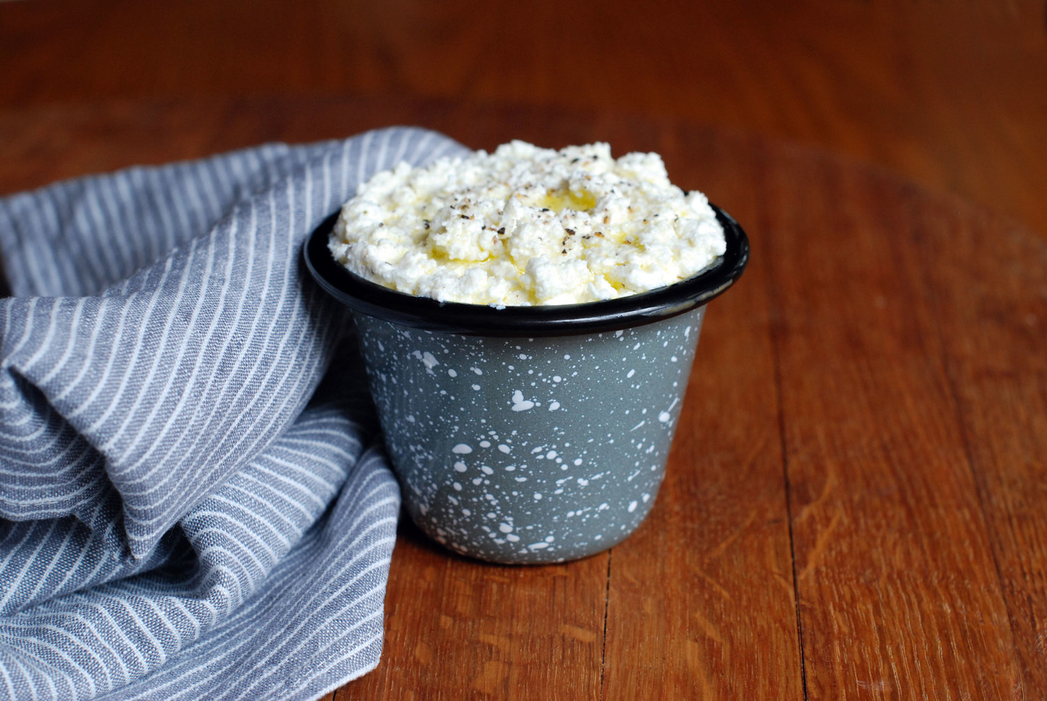 Quick and super easy (5-minute) ricotta cheese