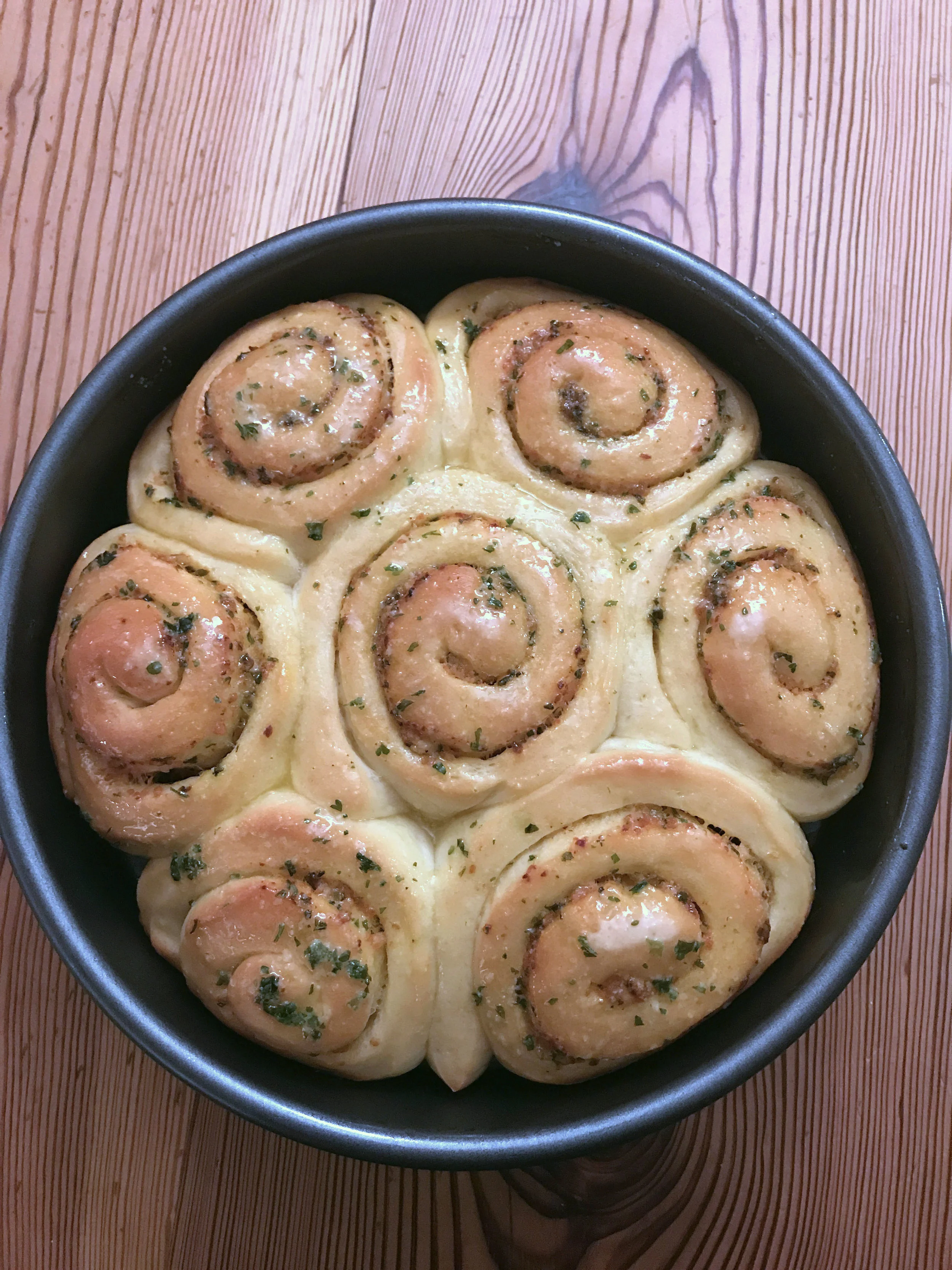 An earlier attempt with a 2-egg dough. They look nice, don’t they? But no, way too dry.