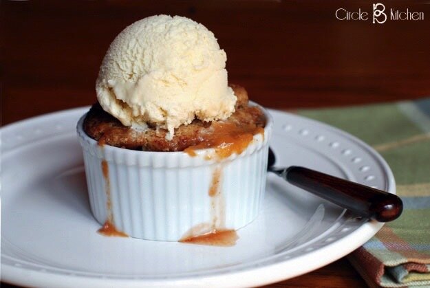 Snickerdoodle peach cobbler