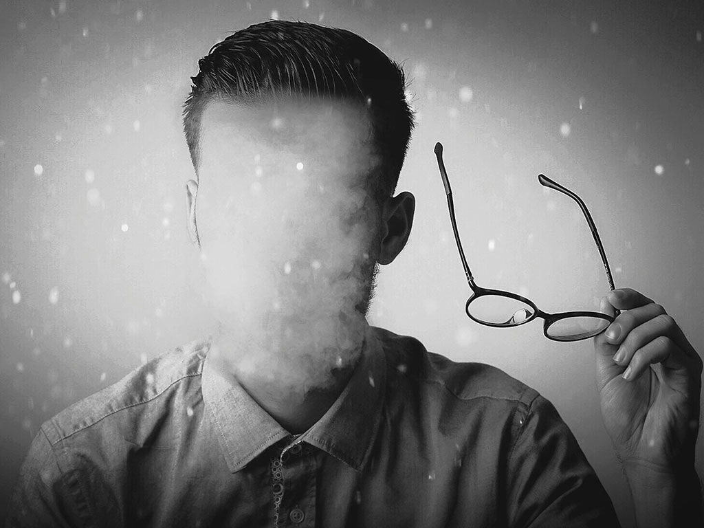 Faceless..jpg