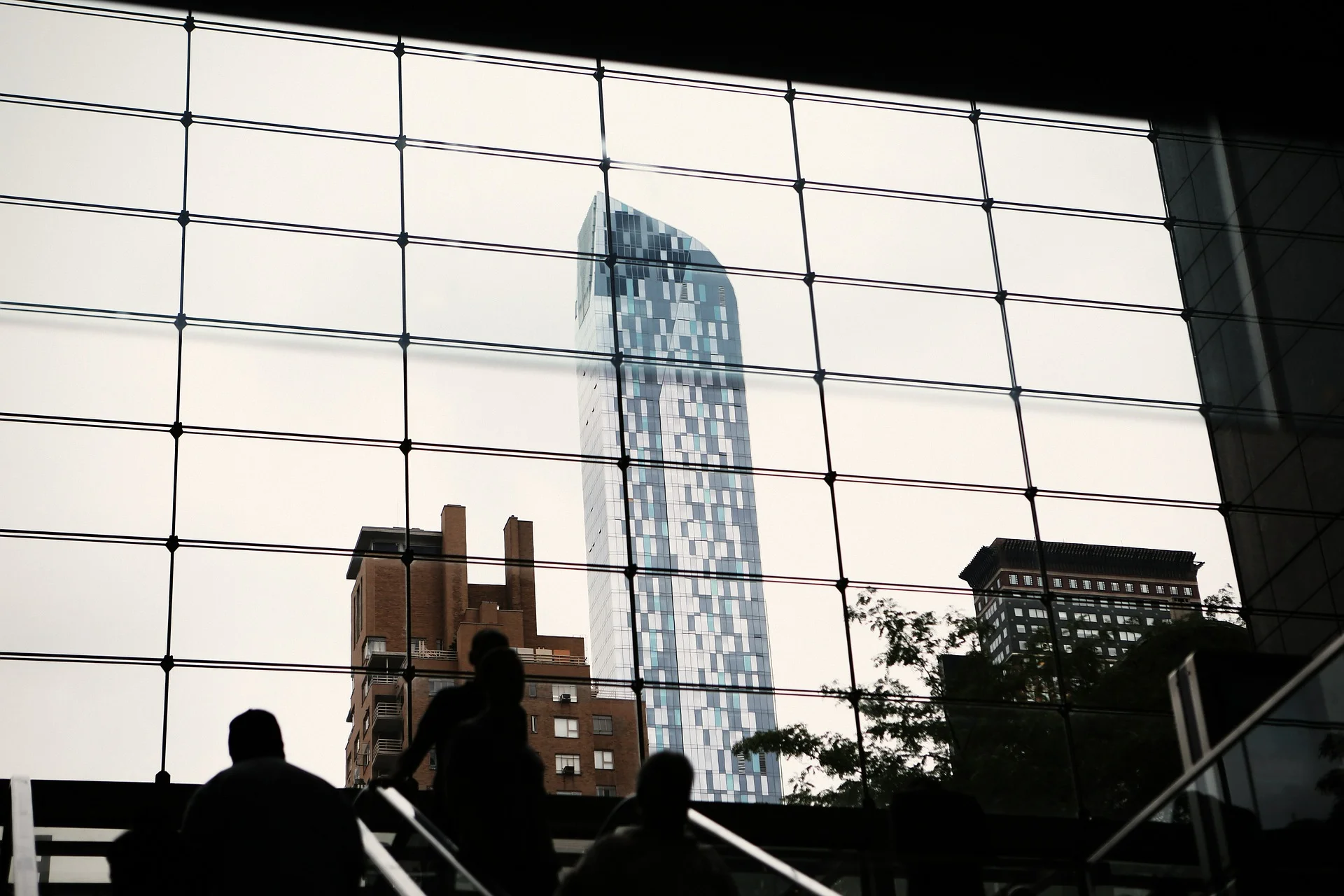 window-498425_1920.jpg