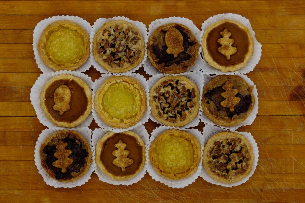 Box of 12 mini pies
